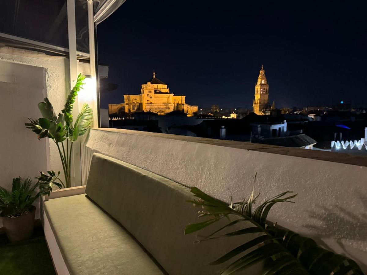 Апартаменты Atico De La Sultana Con Terraza Privada Кордова Экстерьер фото