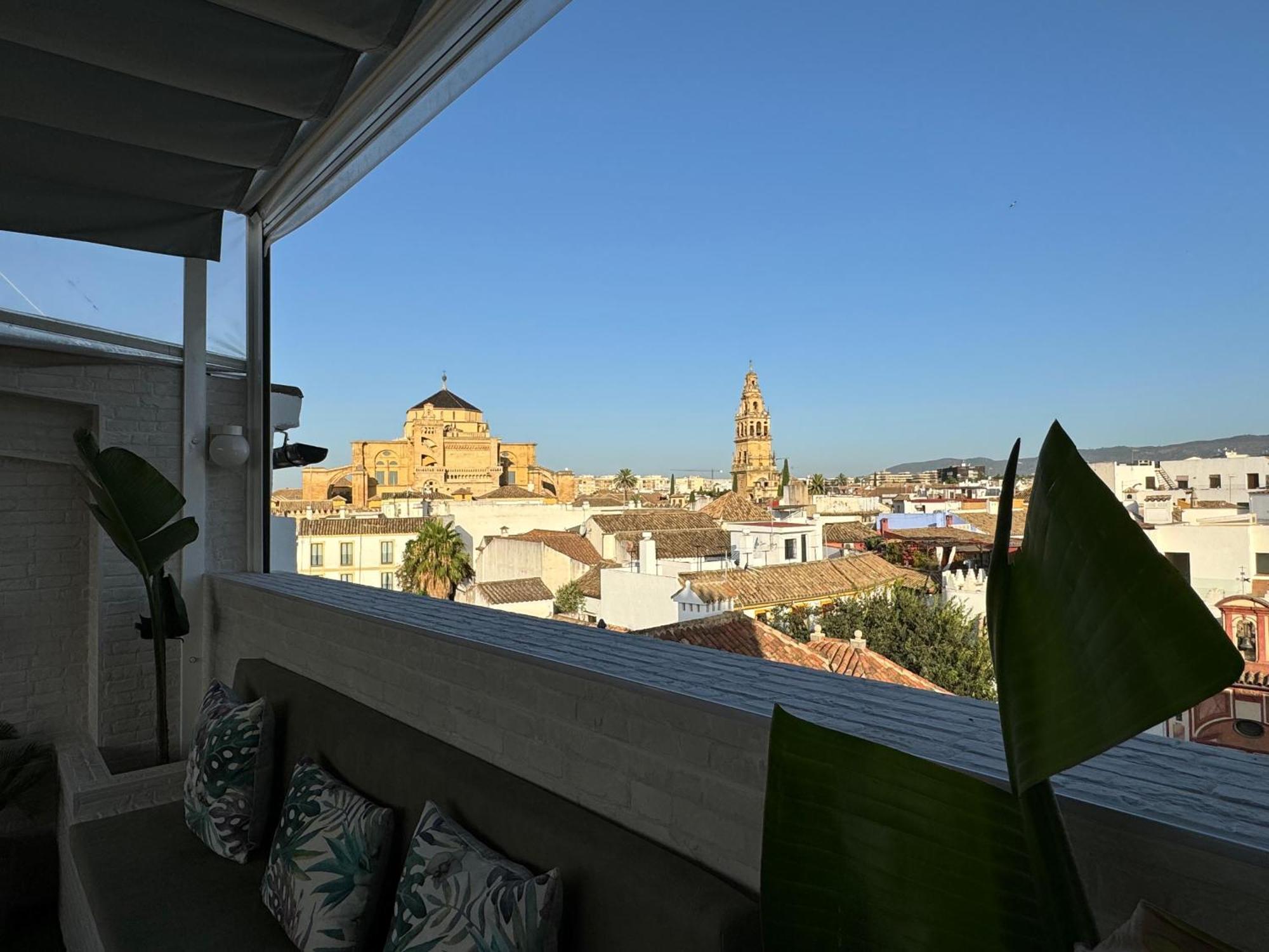 Апартаменты Atico De La Sultana Con Terraza Privada Кордова Экстерьер фото